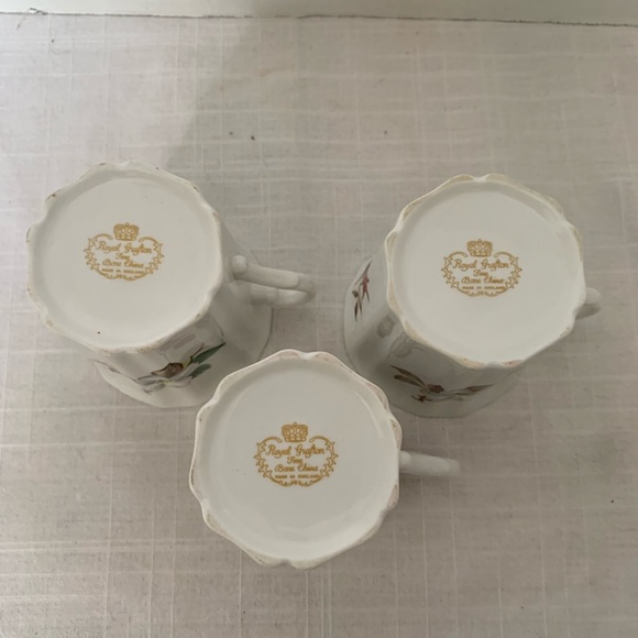 ROYAL GRAFTON | Set of 3 | Dogwood pattern. Bone China Mugs. - Picture 6 of 8